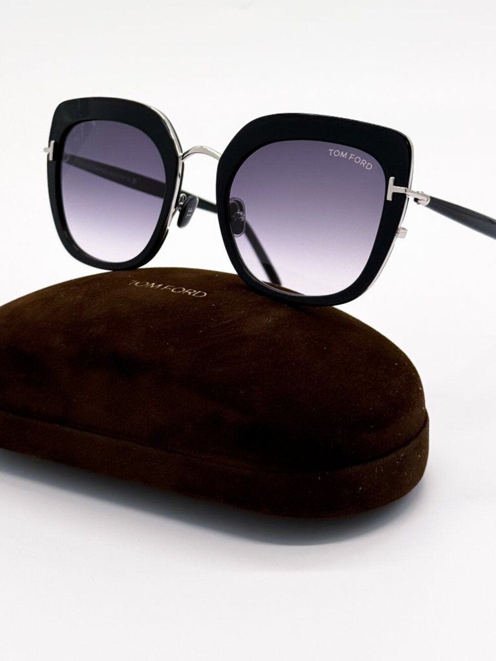 NEW TOM FORD VIRGINIA TF945 05B SUNGLASSES BLACK/GRAY WOMEN FT0945/S EYEWEAR